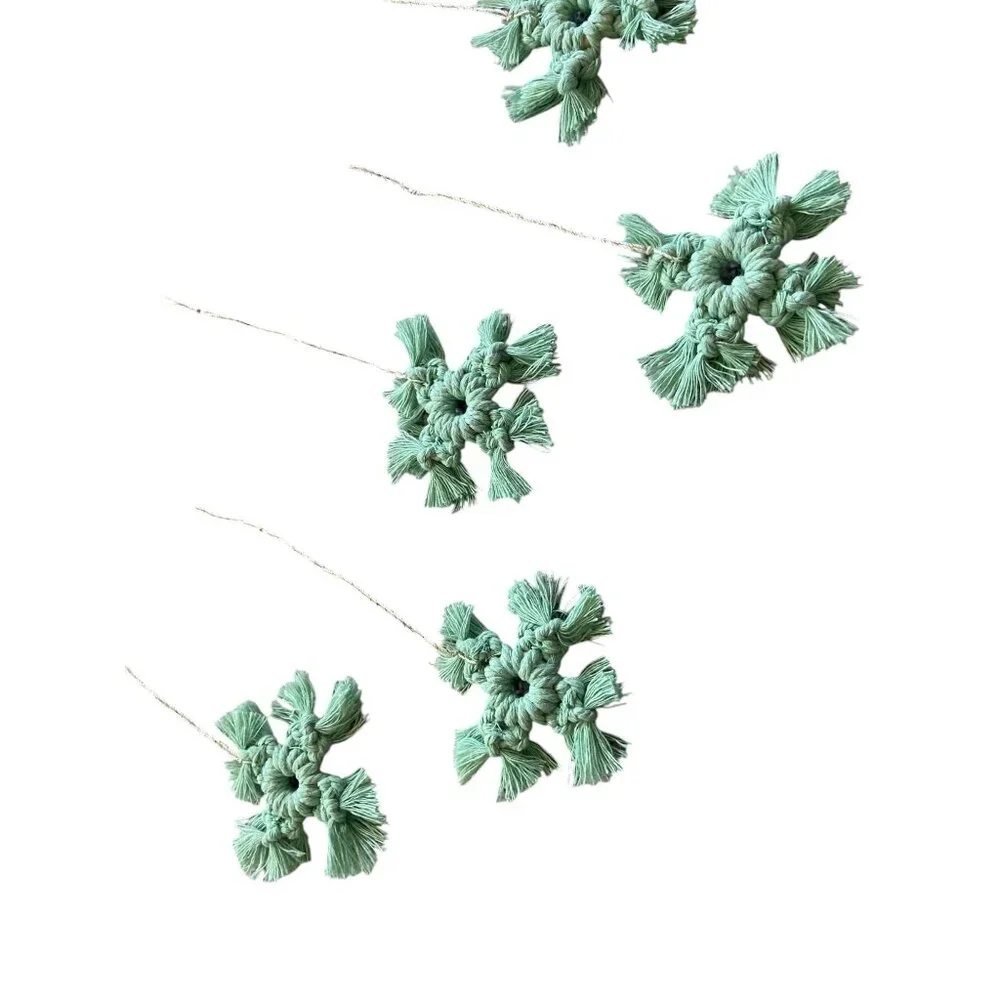 Handmade Cotton Snowflake Ornaments of 6 Mint Green NWT